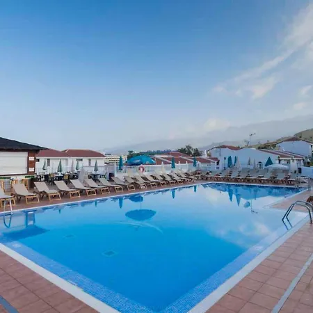 Inviting Holiday In Adeje With Garden Nyaraló